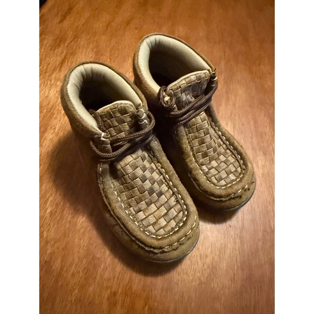 Twister Kids Brown Basketweave Faux Suede Chukka Boots Size 9 Toddler